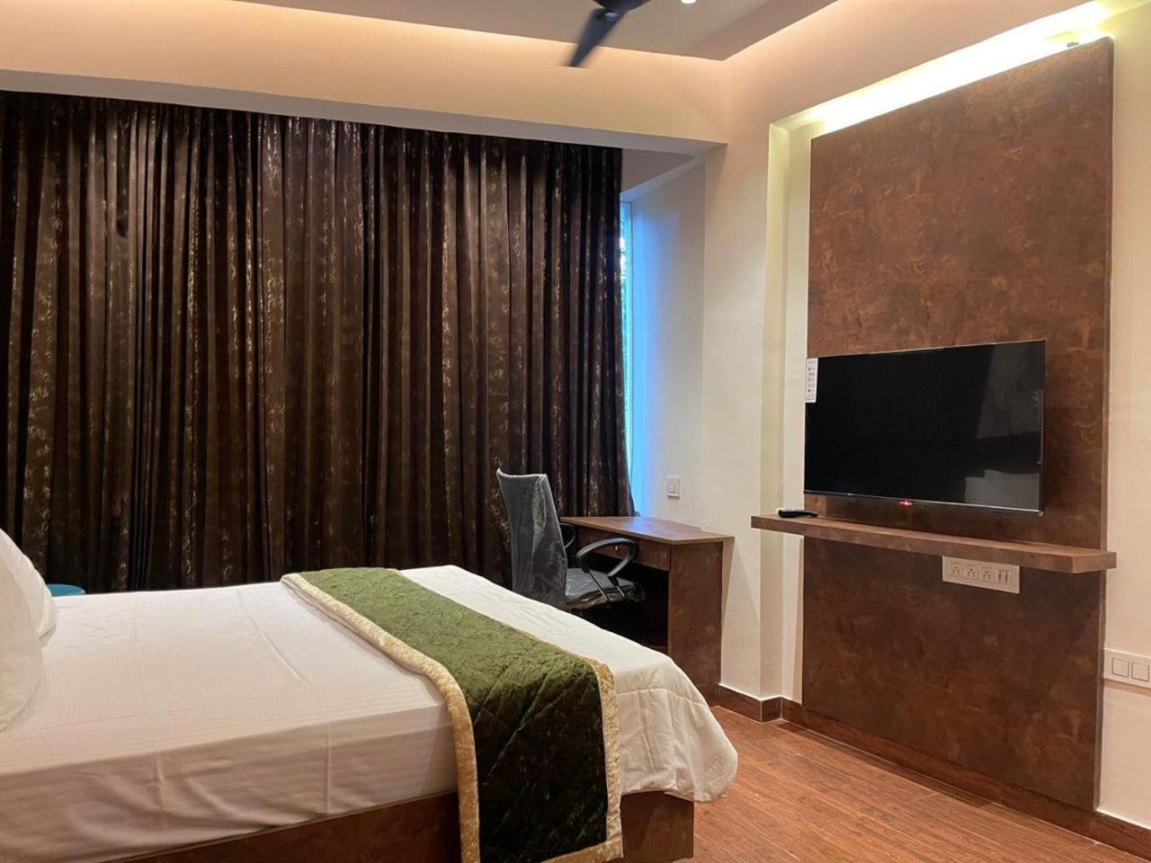بنغالور The Taaj Inn المظهر الخارجي الصورة