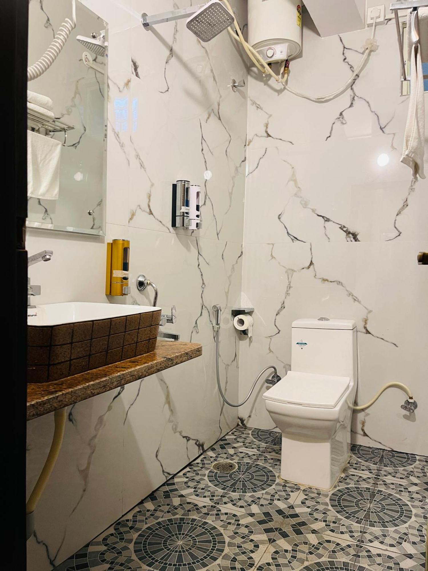 بنغالور The Taaj Inn المظهر الخارجي الصورة